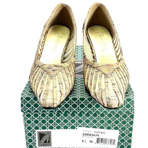 J. Renee Shoes - Vintage J. Renee' "Addison" Gold Metallic Pleated Pumps Kitten Heels Size 6.5M